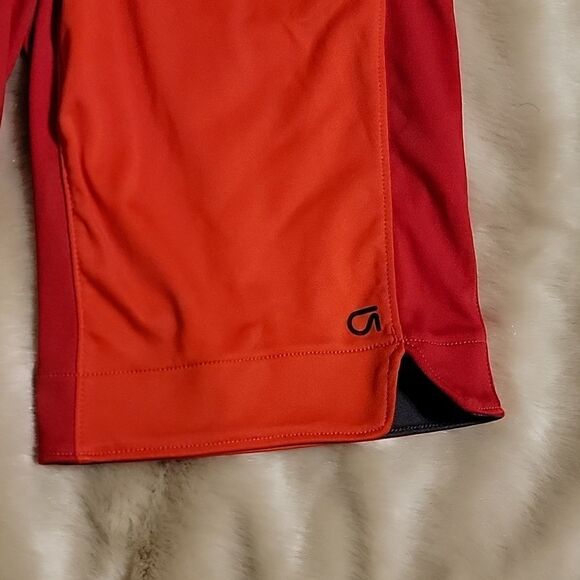 BOY'S GAP RED BASKETBALL SHORTS, SIZE EXTRA LARGE - Picture 2 of 6